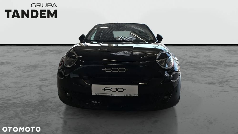 Fiat 600 1.2 Turbo La Prima eDCT - 2