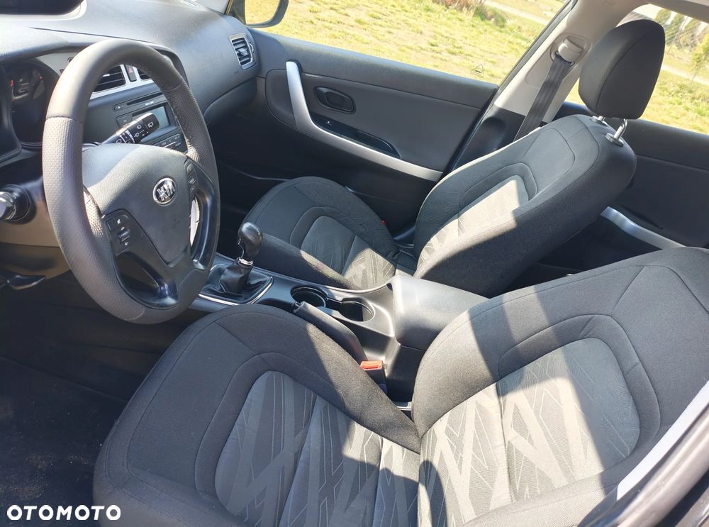 Kia Ceed 1.4 CVVT Attract - 6