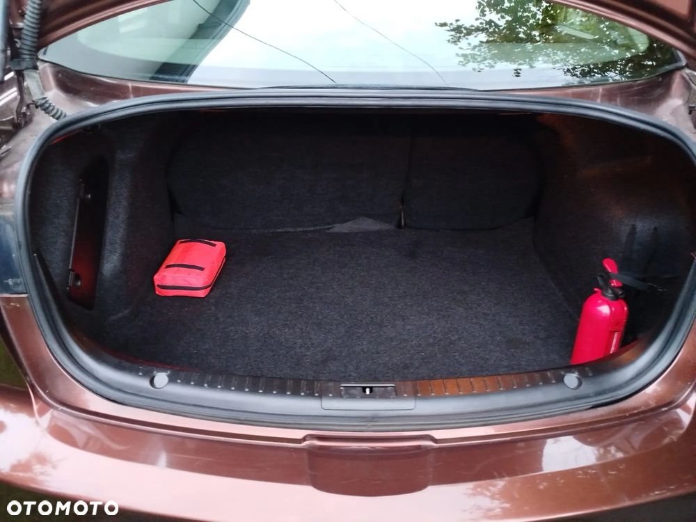 Mazda 3 1.6 Exclusive - 6