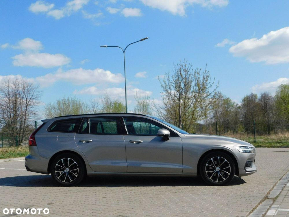 Volvo V60 D3 Momentum Pro - 40