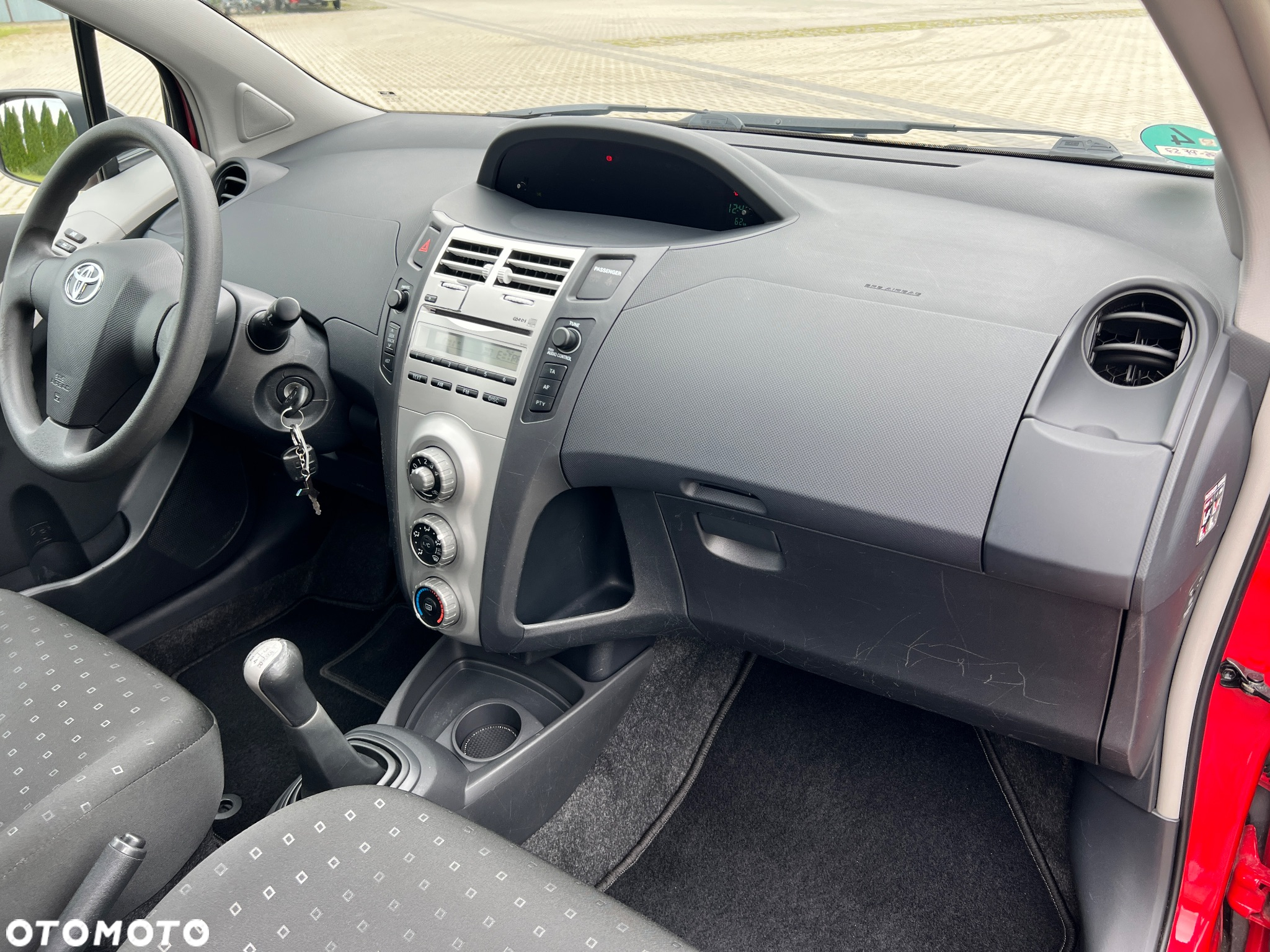 Toyota Yaris 1.0 Active - 24
