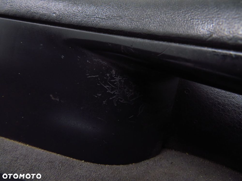 BOCZEK PRAWY PRZEDNI AUDI A8 D3 - 3