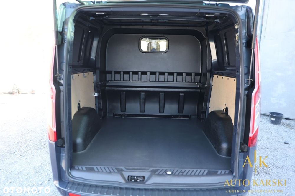 Ford Transit - 17