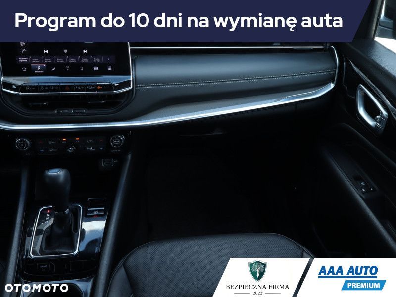 Jeep Compass - 10