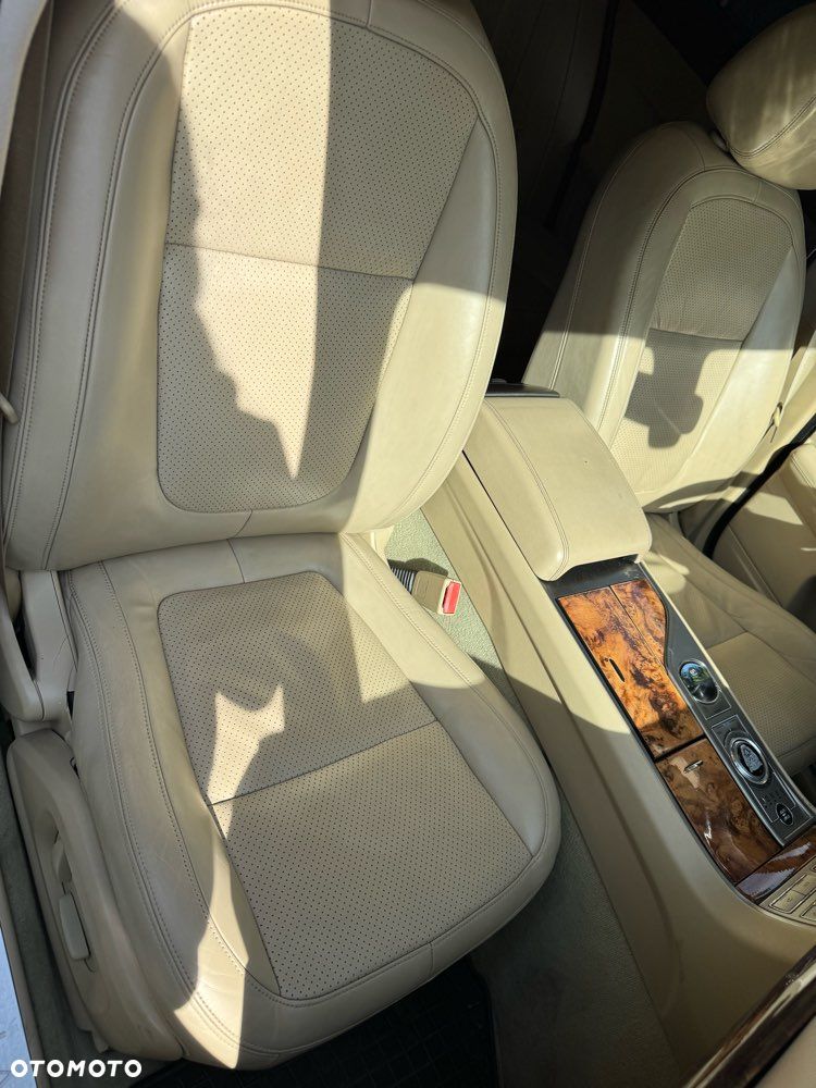 Jaguar XF 2.7 V6 D Premium Luxury - 6