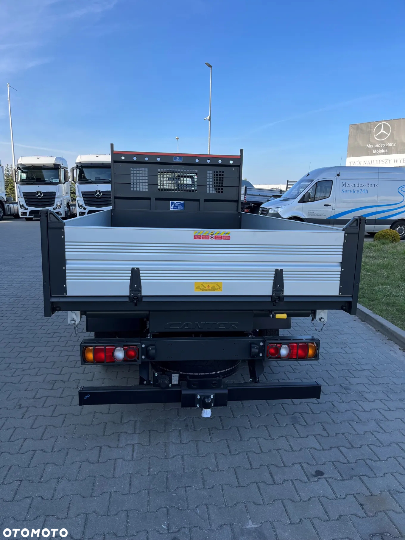 FUSO Canter 3S13 3W Scattolini - 9