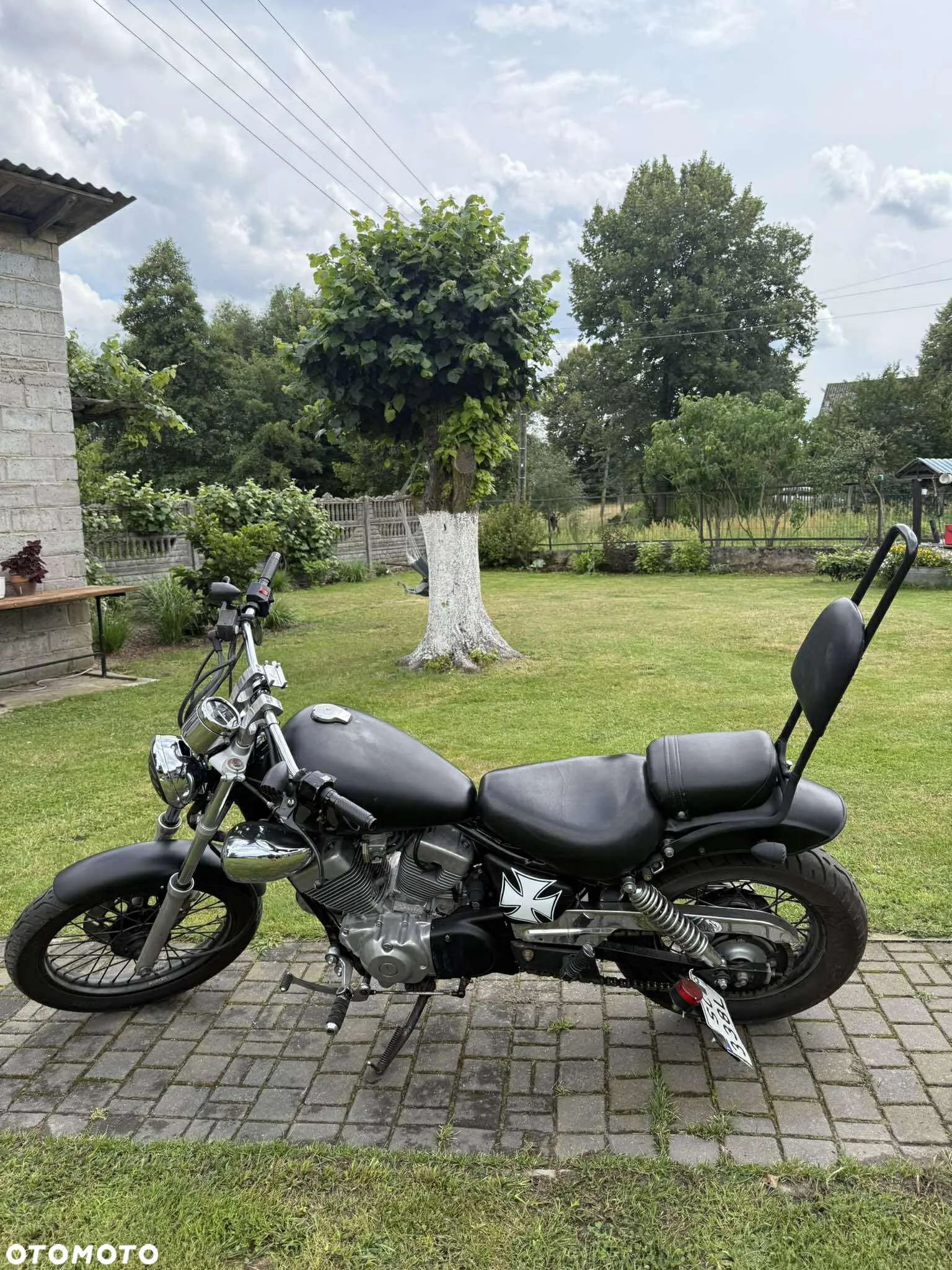 Yamaha Virago - 1