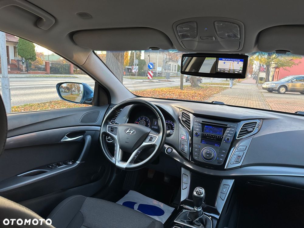 Hyundai i40 i40cw 1.7 CRDi Fifa World Cup Edition - 17