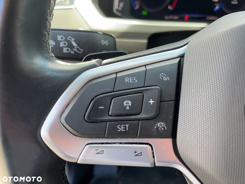 Volkswagen Tiguan Allspace - 22