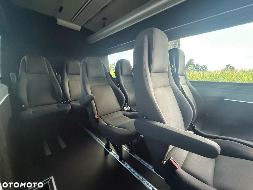 Mercedes-Benz Sprinter 317 CDI Long SELECT 907.235 - 23