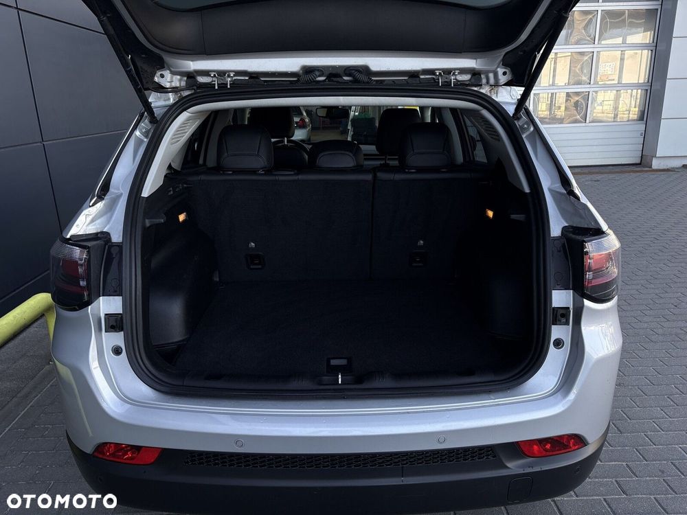 Jeep Compass 1.5 T4 mHEV Limited FWD S&S DCT - 29