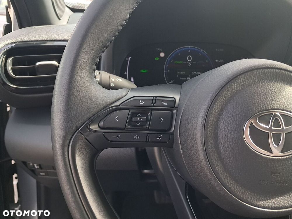 Toyota Yaris Cross - 23