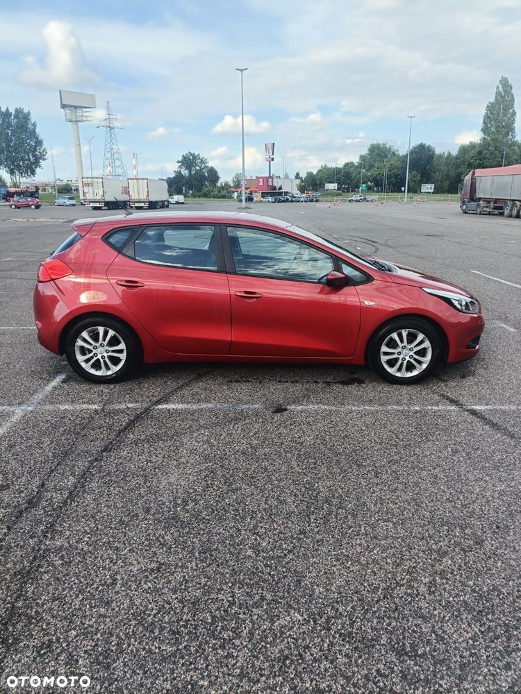 Kia Ceed Cee'd 1.4 M - 5