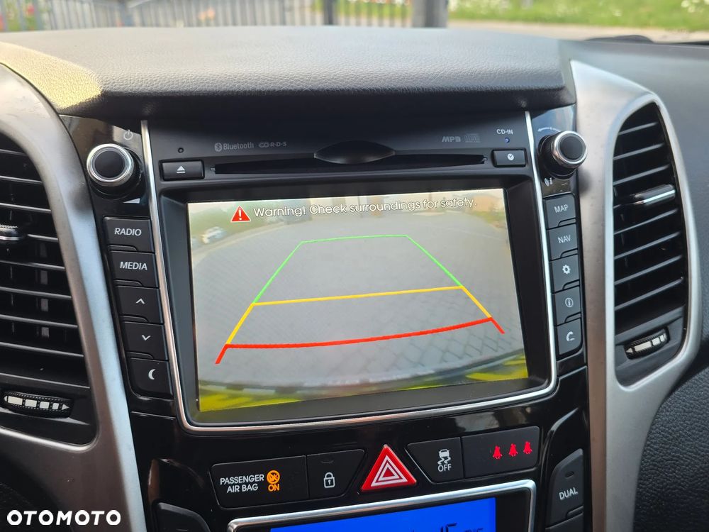 Hyundai i30 blue 1.6 GDI YES Gold - 32