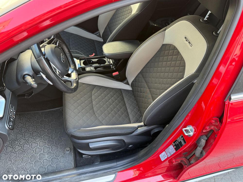 Kia Ceed 1.4 T-GDI GT-Line DCT - 13