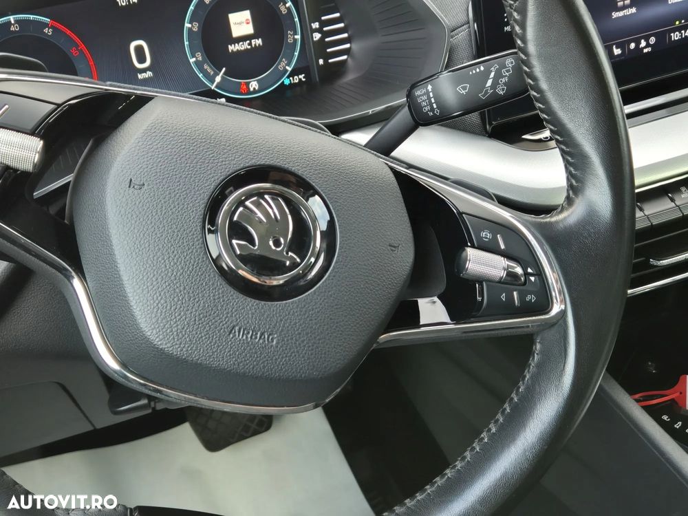 Skoda Octavia Combi 2.0 TDI DSG Style - 17