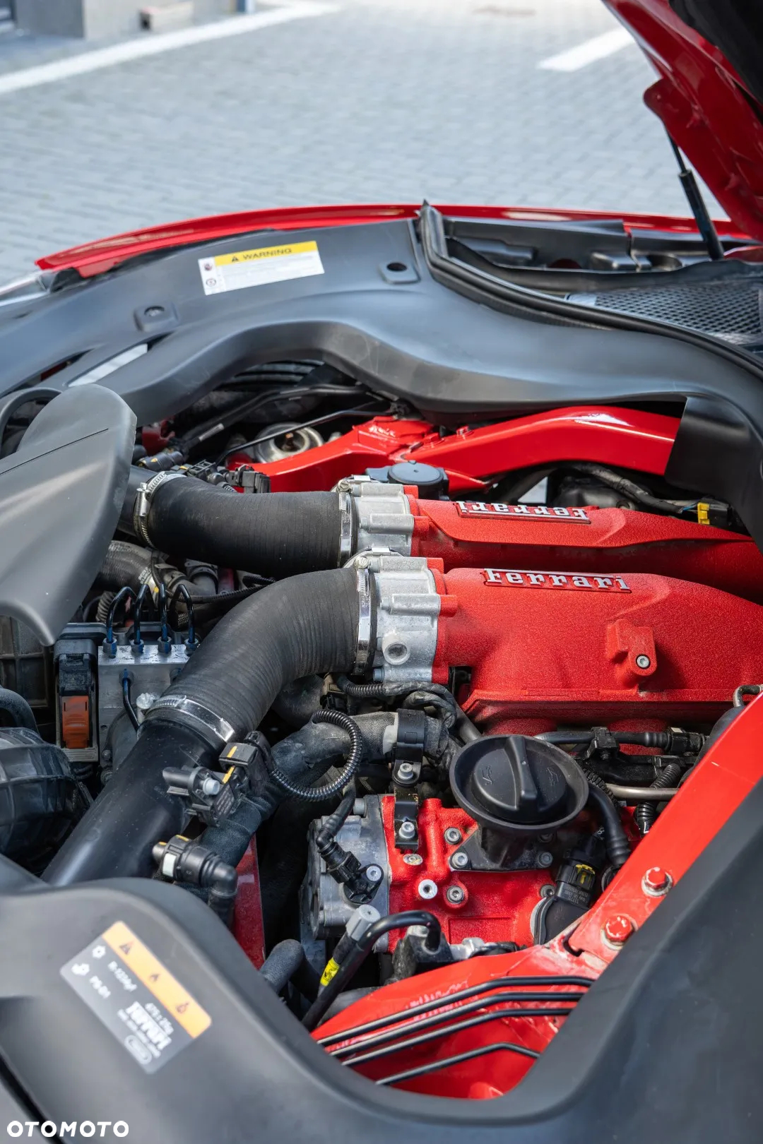 Ferrari Portofino - 32