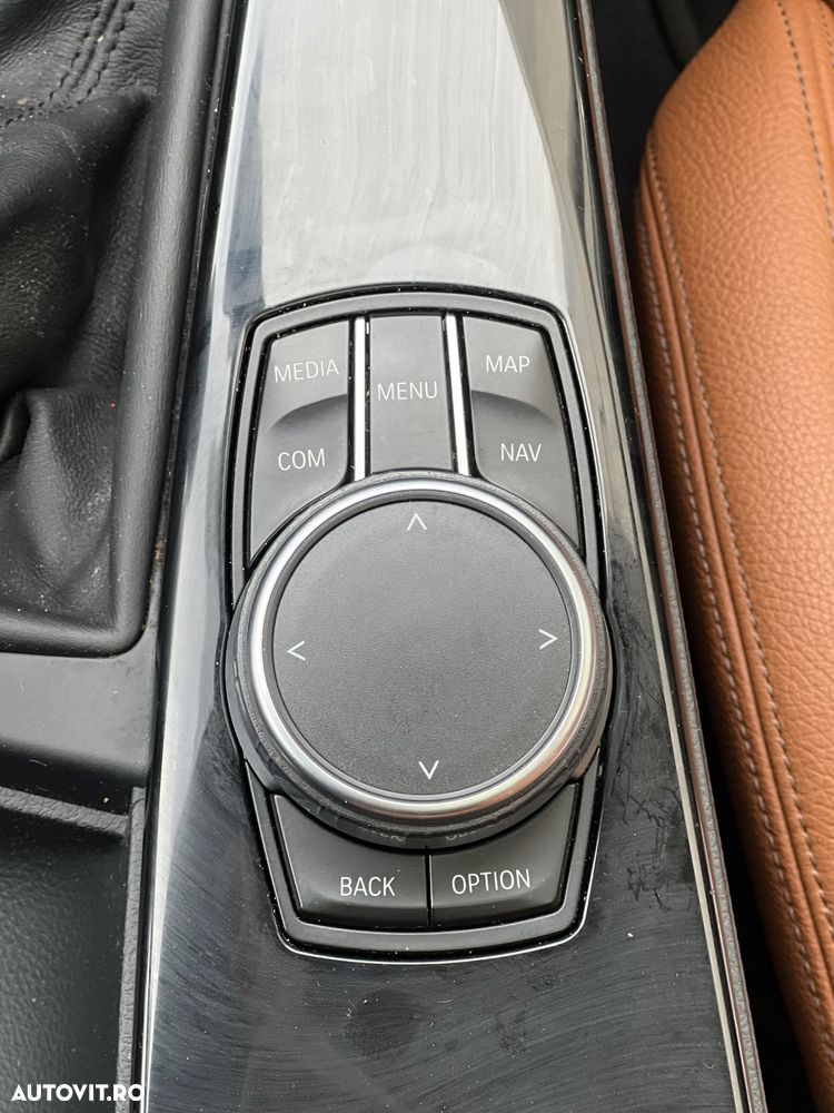 BMW Seria 3 318d Edition Luxury Line Purity - 15