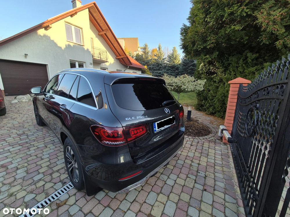 Mercedes-Benz GLC 200 d 4-Matic Business Edition - 2