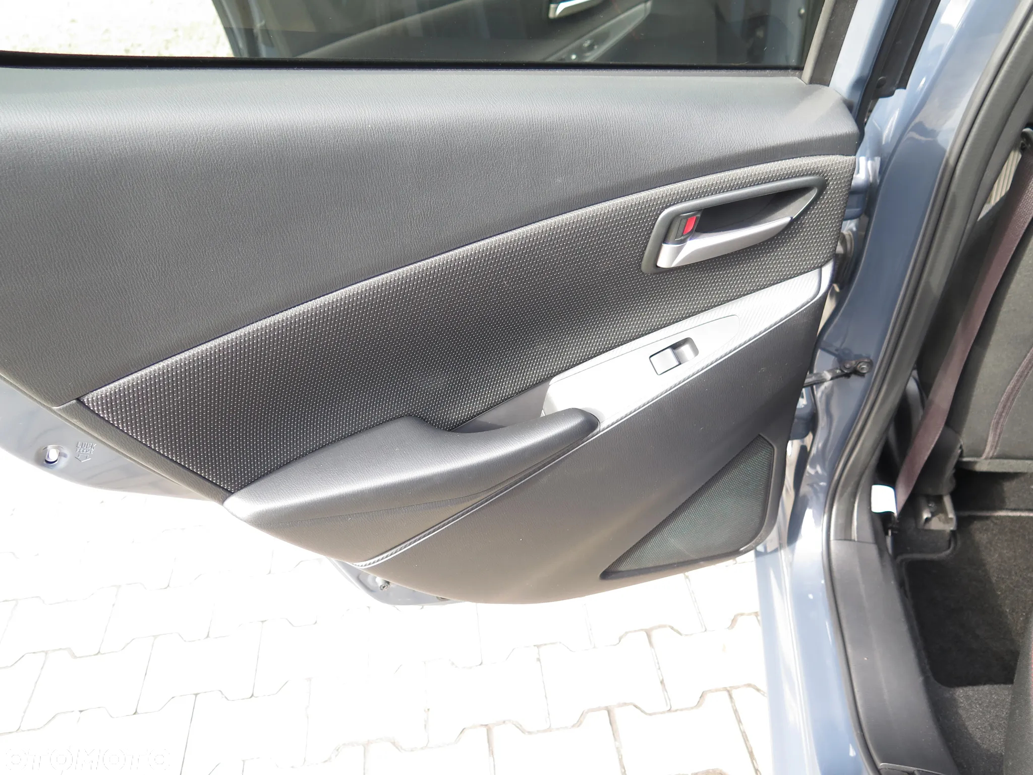 Mazda 2 SKYACTIV-G 90 Homura - 29