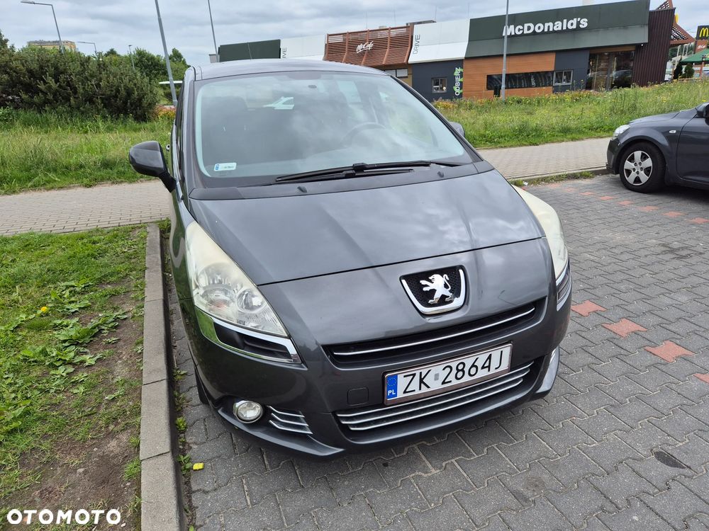 Peugeot 5008 120 VTi Premium - 1