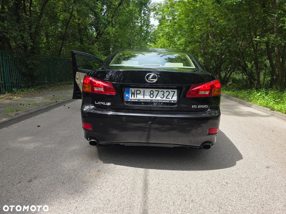 Lexus IS 250 Prestige - 3