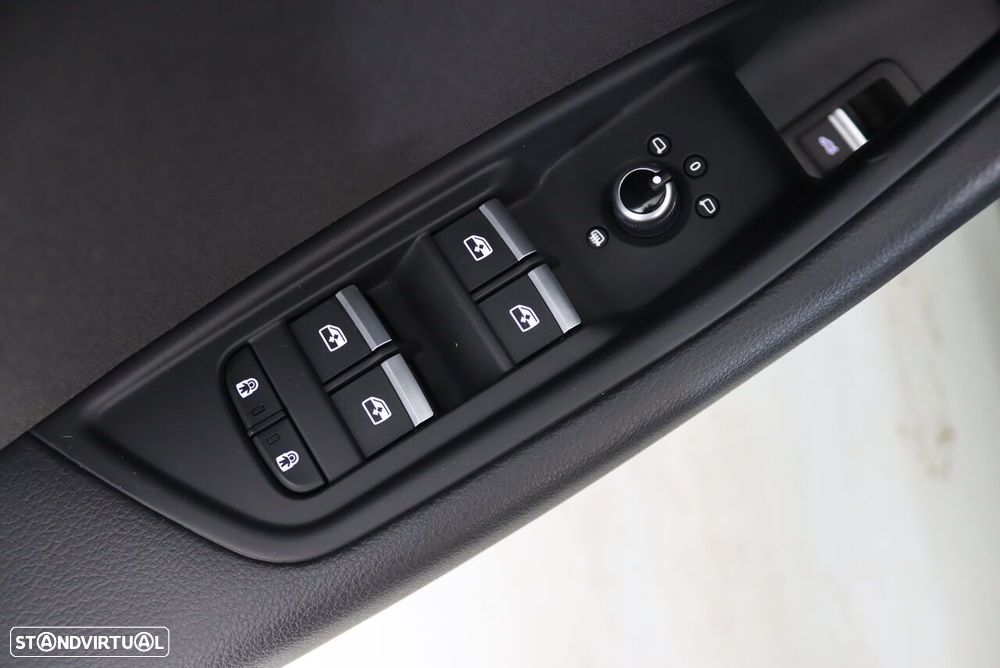 Audi A4 Avant 35 TDI Fleet Edition S tronic - 16