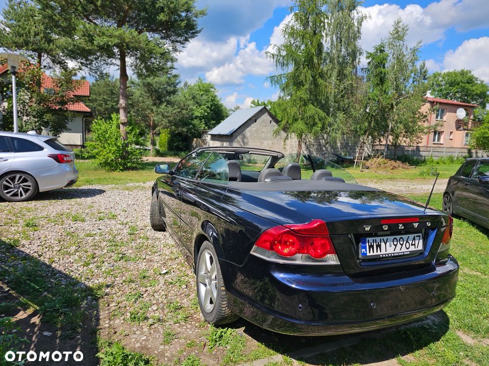 Volvo C70 2.0D Momentum - 3