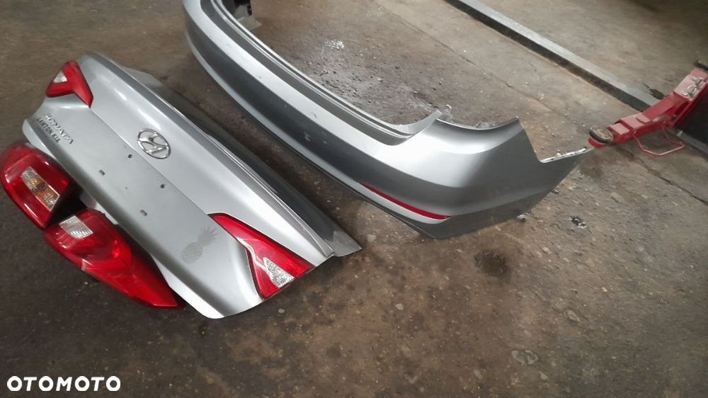 Hyundai Sonata klapa tył zderzak tył lampy tył - 4