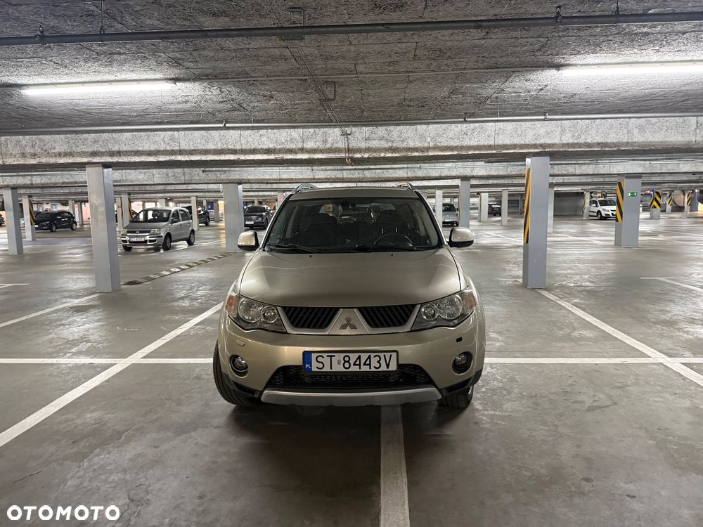 Mitsubishi Outlander 2008 photo 3