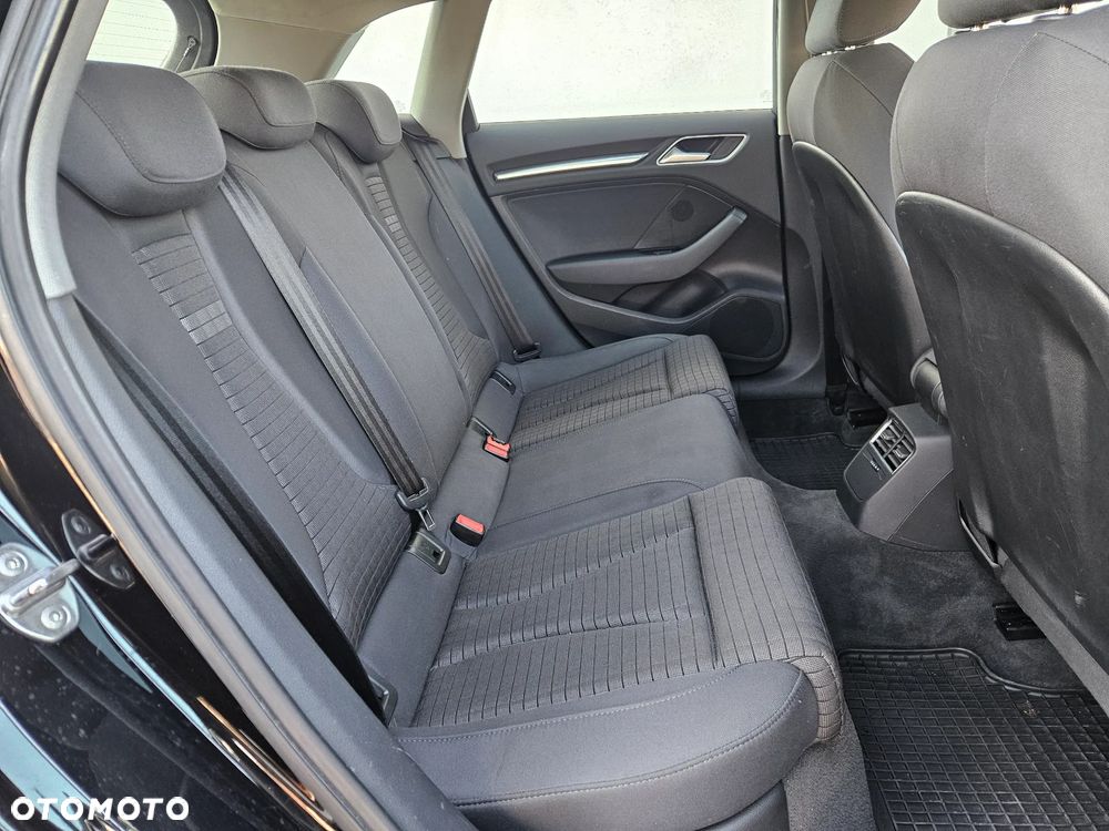 Audi A3 Sportback 2.0 TDI (clean diesel) quattro S tronic Attraction - 34