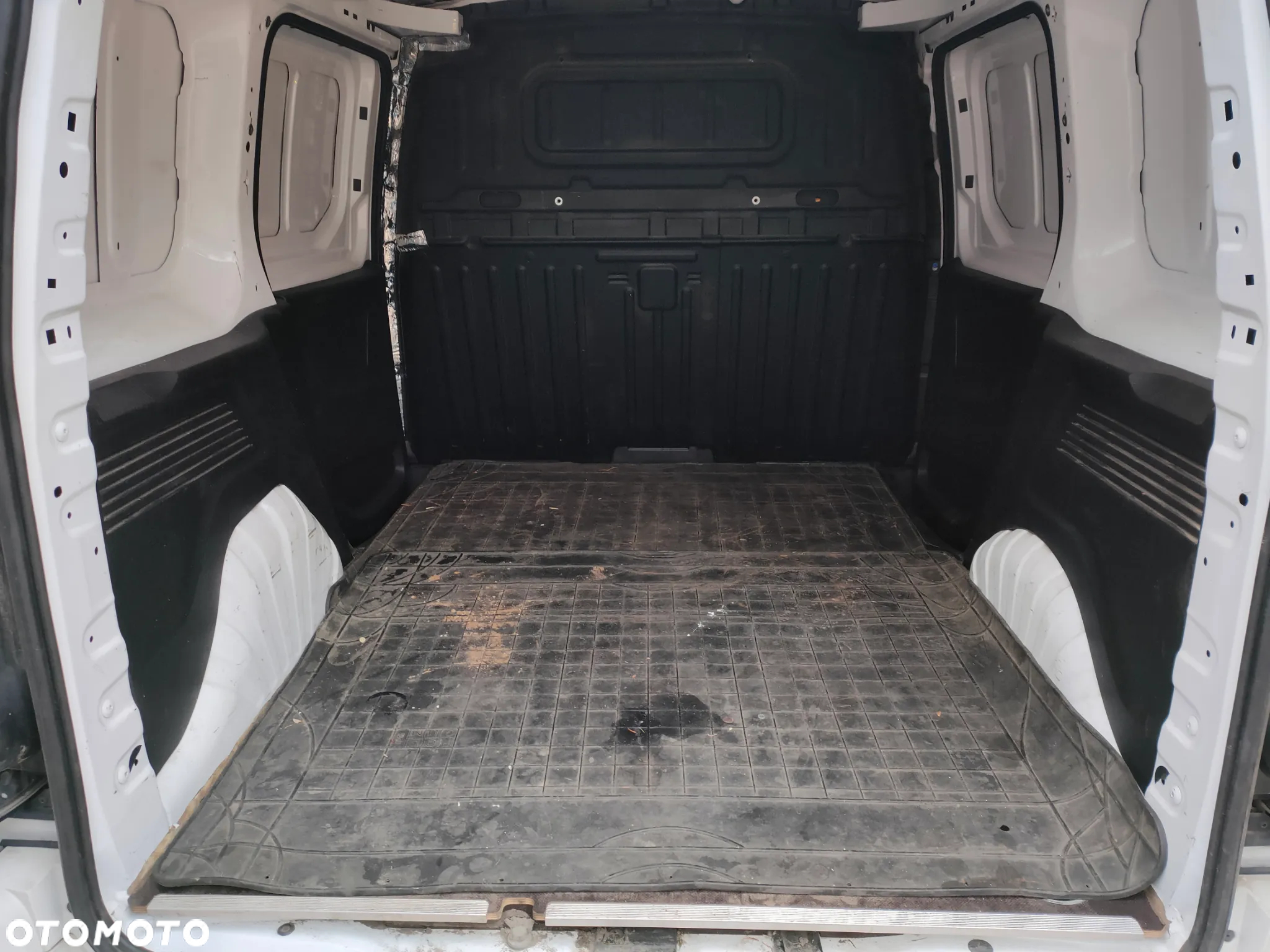 Opel COMBO - 4