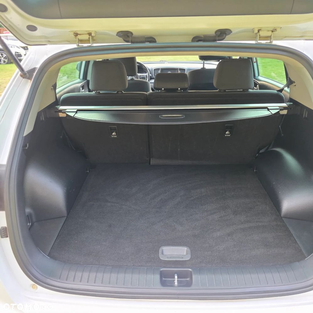 Kia Sportage 1.6 GDI 2WD Attract - 19
