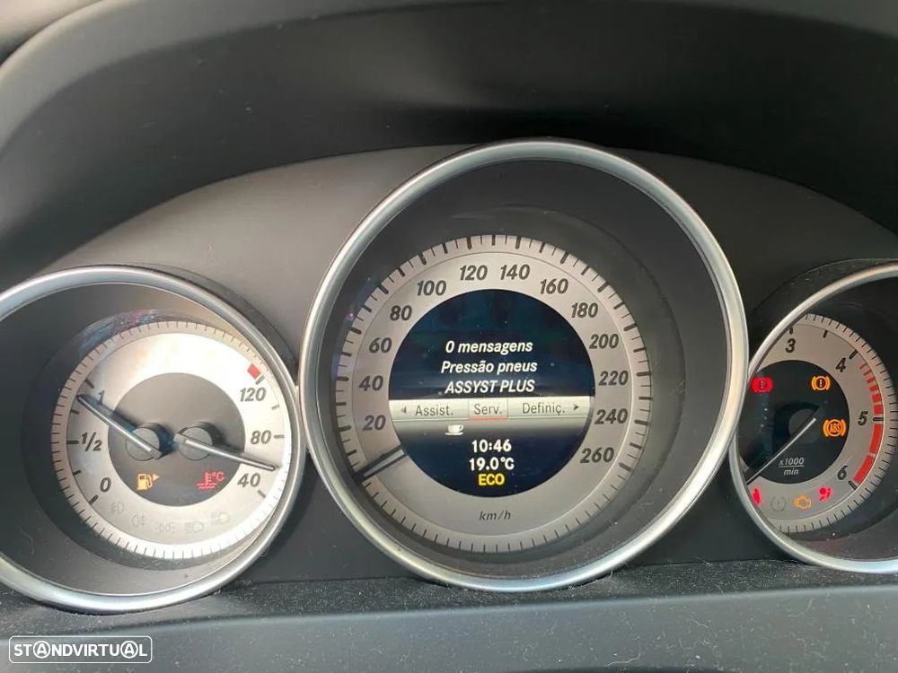 Mercedes-Benz C 220 - 25