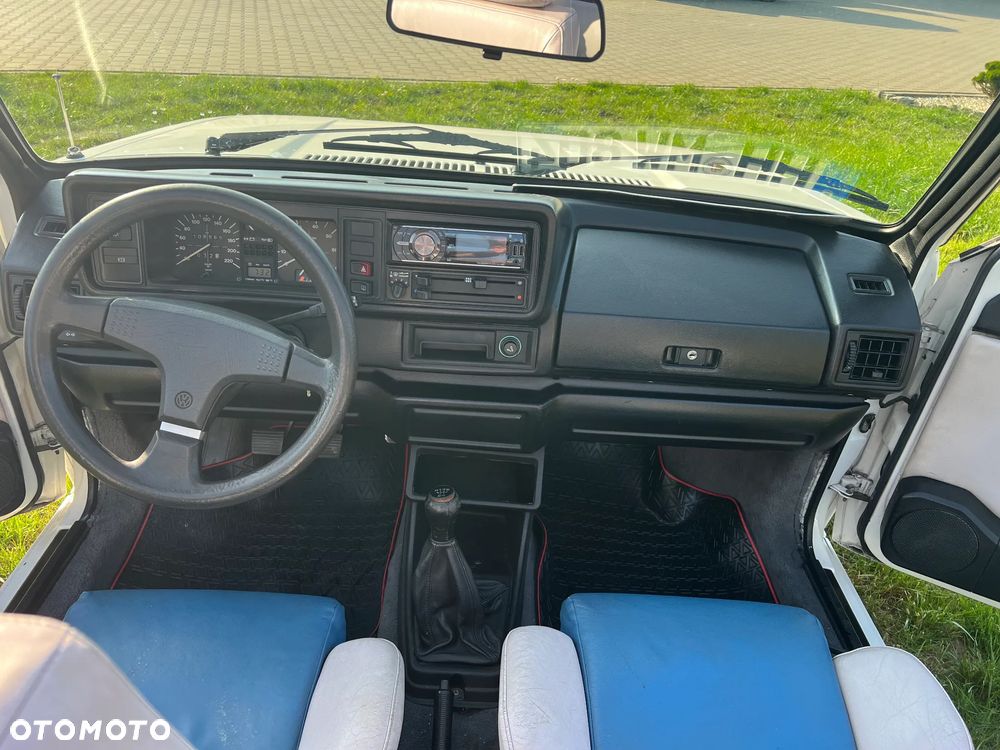 Volkswagen Golf - 17
