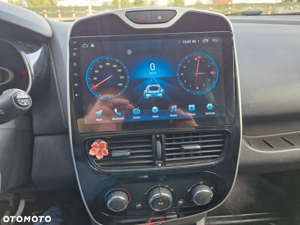 Renault Clio 1.2 16V Limited - 16