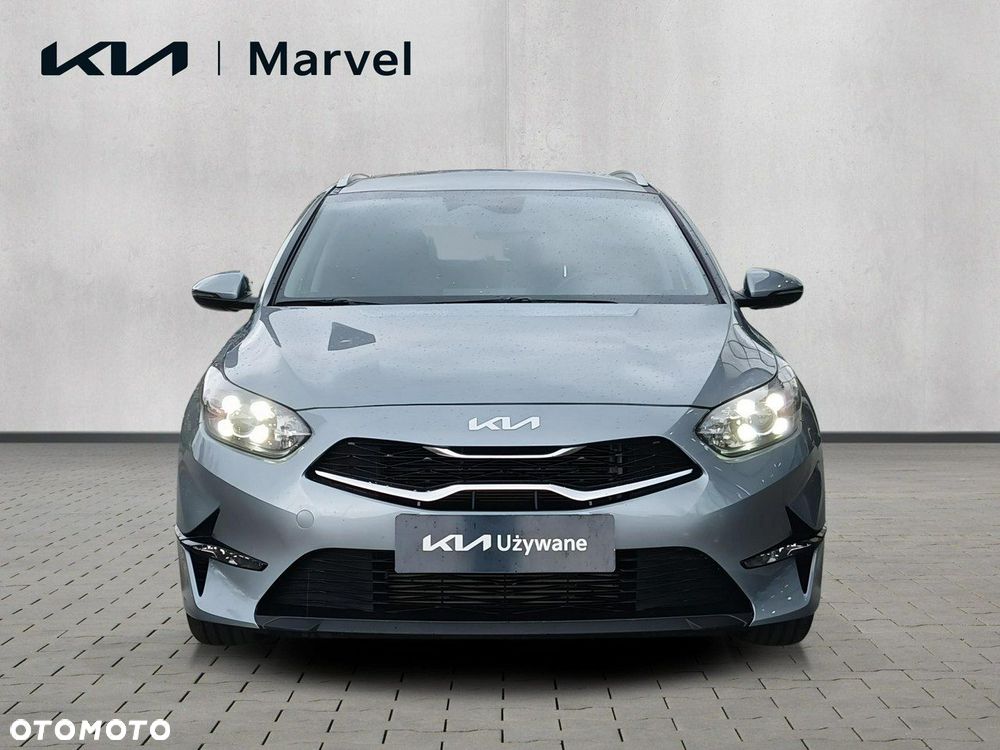 Kia Ceed - 9