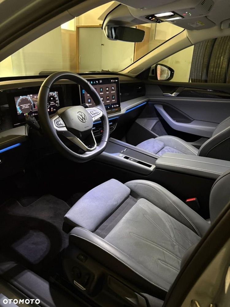 Volkswagen Passat Variant 2.0 TDI EVO Business DSG - 36