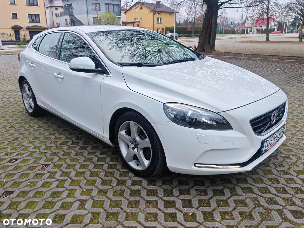 Volvo V40 T2 - 27