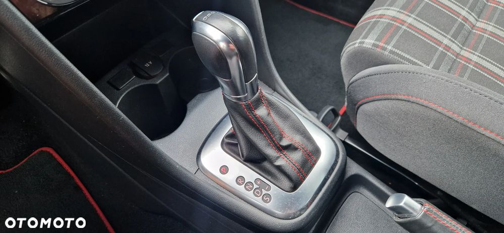 Volkswagen Polo 1.4 DSG GTI - 15