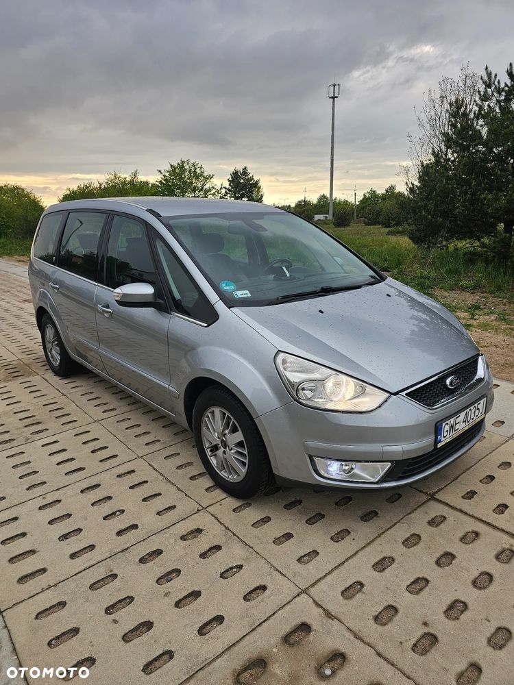 Ford Galaxy 2.0 Ghia - 1