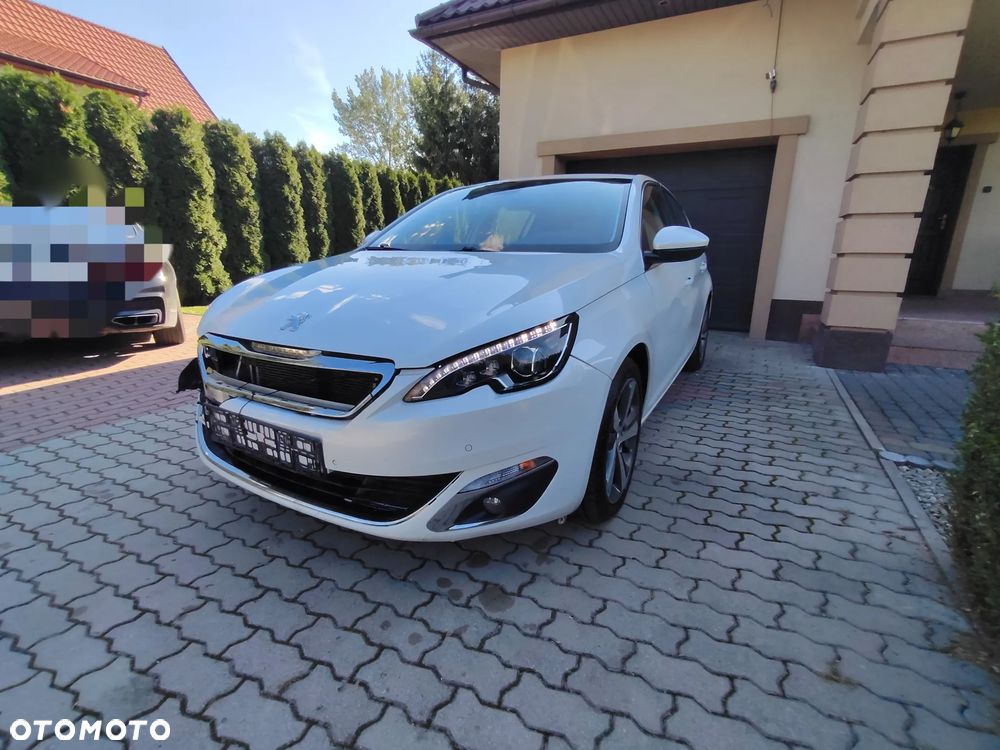 Peugeot 308 1.2 PureTech Allure S&S - 2