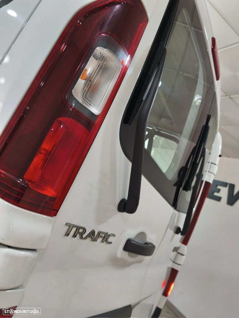 Renault Trafic 2.0 dCi L2H1 1.2T - 7