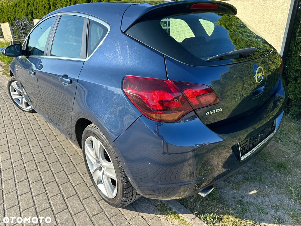 Opel Astra 1.4 Turbo Innovation - 13