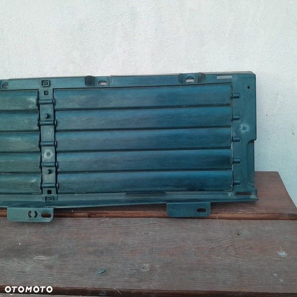 Kierownica powietrza żaluzja land rover evoque 8d2 8a118 a pia 01 - 3