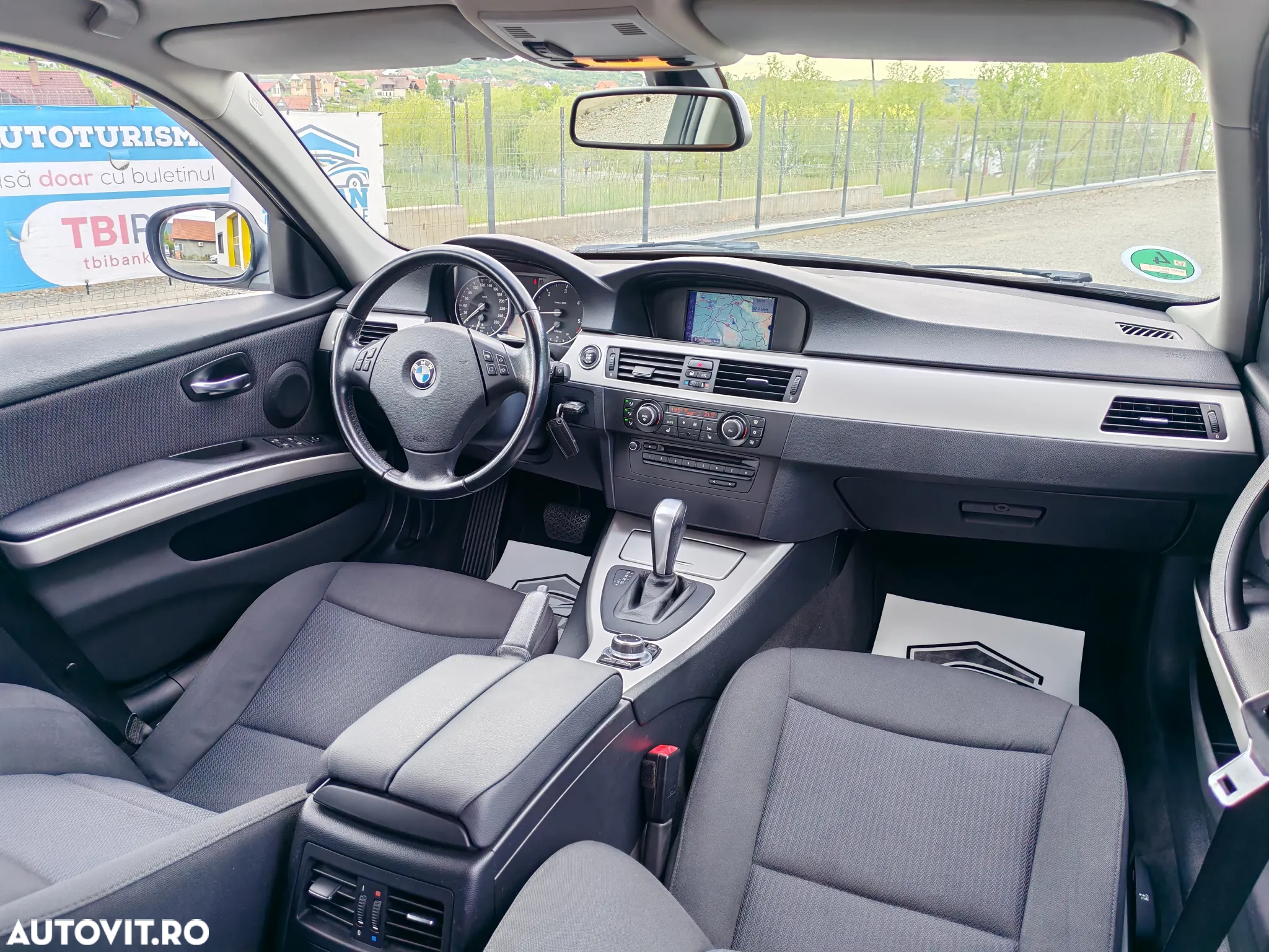 BMW Seria 3 318d Touring Aut. Modern Line - 6