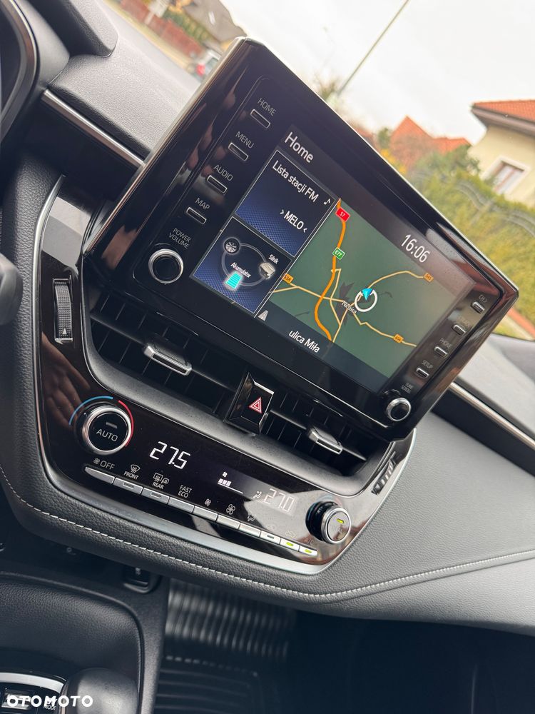 Toyota Corolla 2.0 Teamplayer - 33