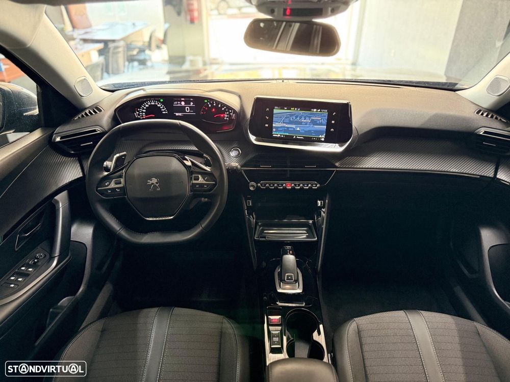 Peugeot 2008 1.2 PureTech Allure Pack EAT8 - 14