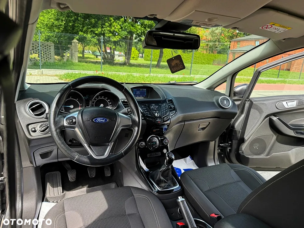 Ford Fiesta 1.5 TDCi Titanium - 30