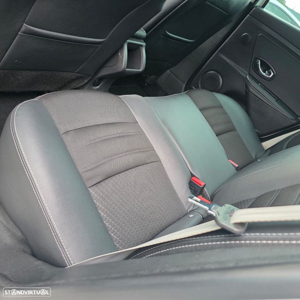 Renault Mégane 1.5 dCi Bose Edition SS - 31